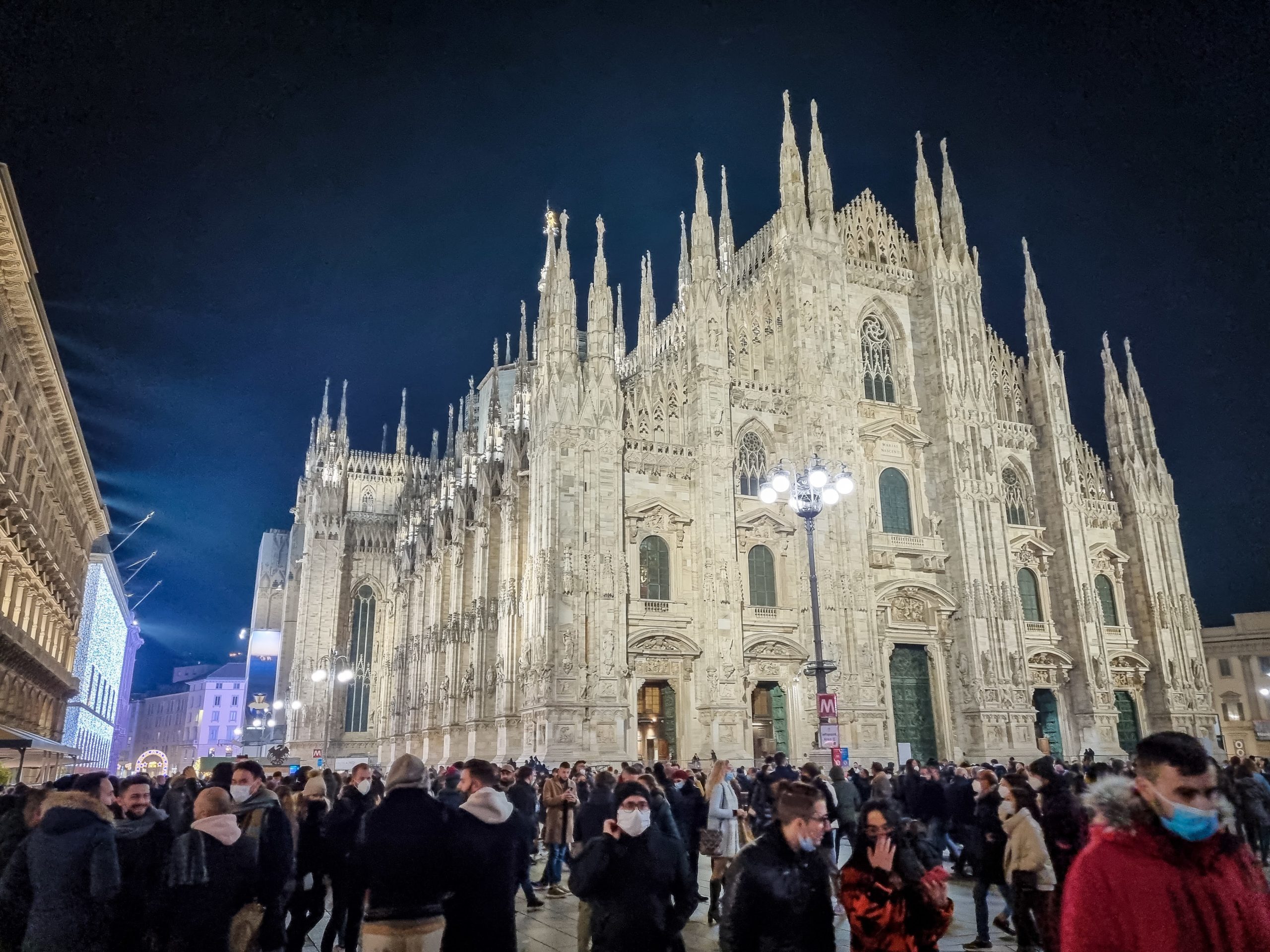 Milano e dintorni.                                          Ricordi (e cimiteri) in un malinconico weekend – Crespi d’Adda Brescia Cremona  Dicembre 2021
